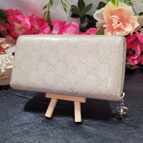 Gucci Beige Guccissima Leather Long Wallet Authentic - Picture 5 of 16